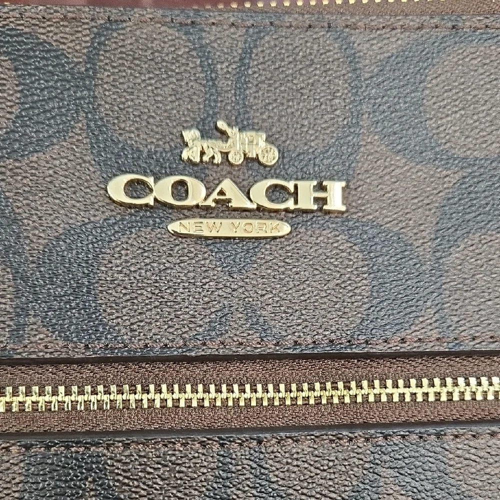 Coach Brown and Red Signature Crossbody Bag - Picture 2 of 11